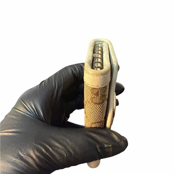 Gucci Sukey GG Canvas 6-Ring Key Case (A288) - Picture 6 of 8